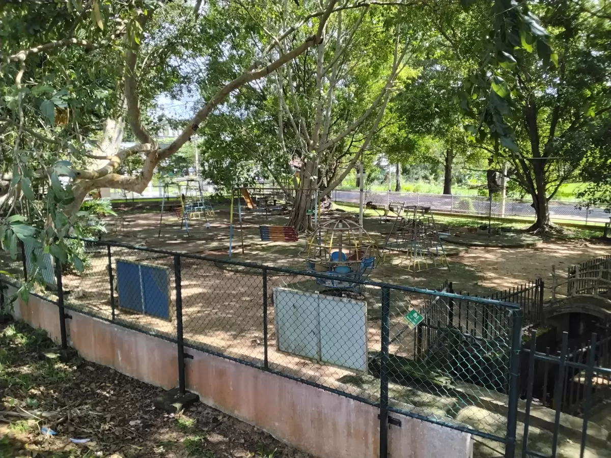 Children Park Maho Town - Image 3