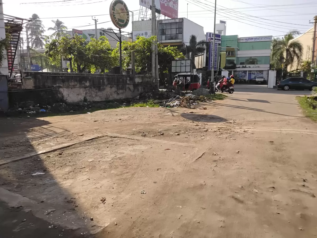 Parking Space Chilaw - Image 1