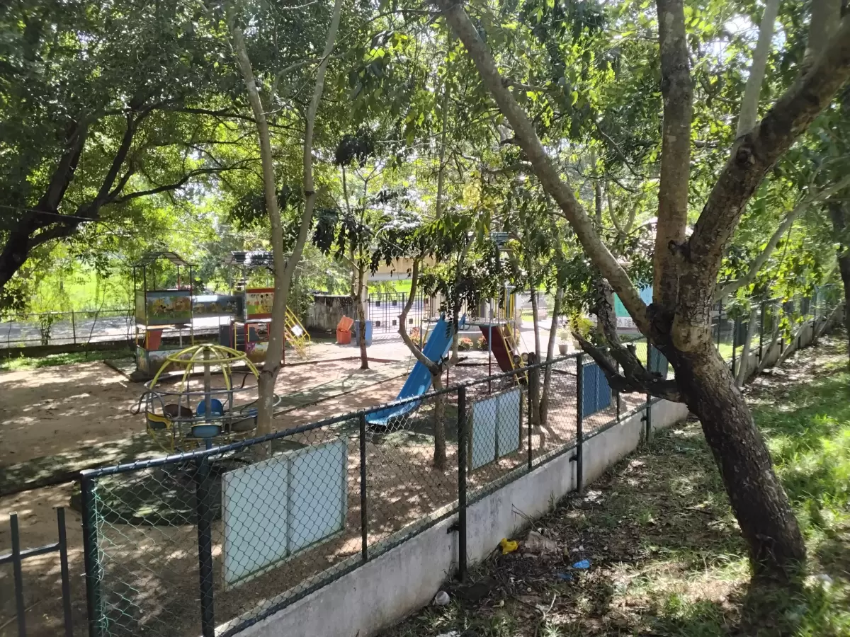 Children Park Maho Town - Image 2